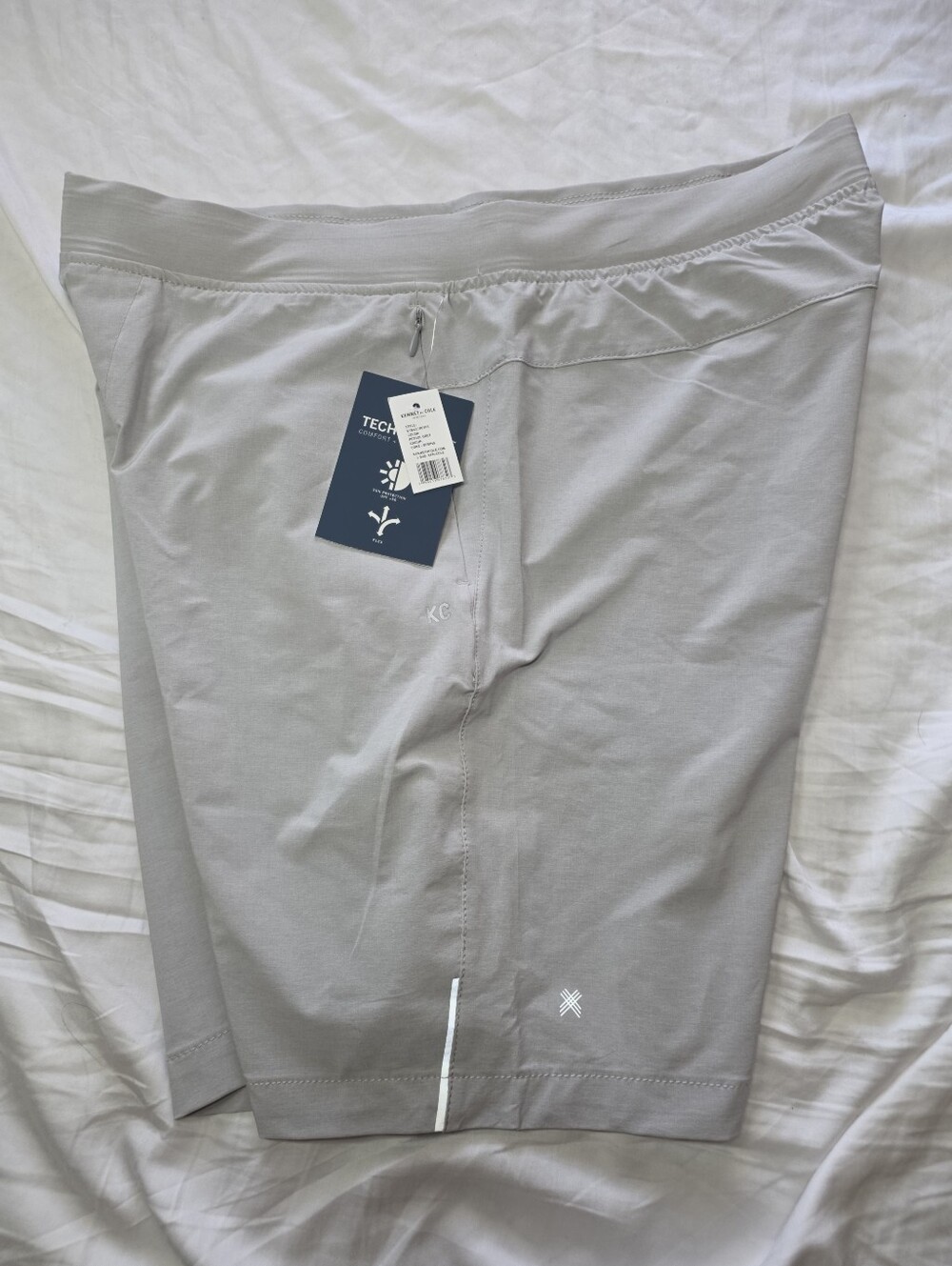 Men's Kenneth Cole Shorts XL The Tech Short Gray